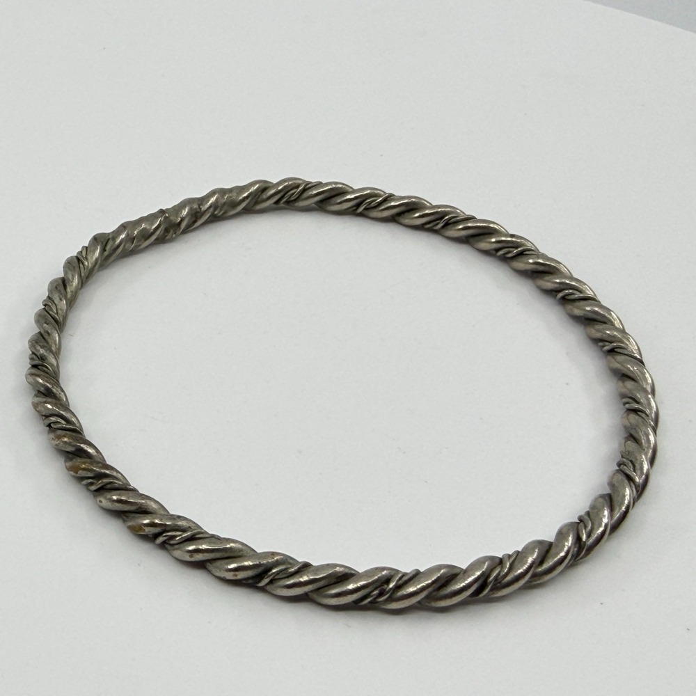 Vintage Silver Tone Twisted Rope Bangle Minimalist Boho Bracelet - Picture 5 of 10